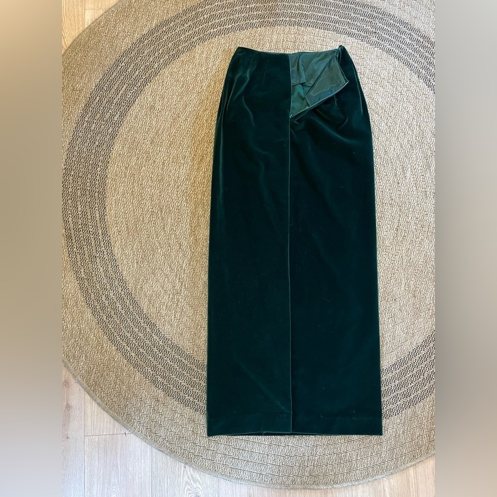 Vintage Green Velvet Skirt Suit with Gold Trim and Button Details - Picture 6 of 12